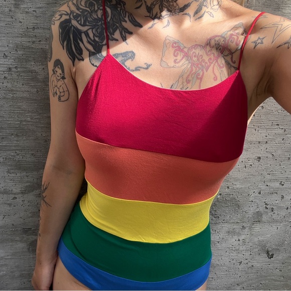 Rainbow stripes one piece bodysuit with adjustable straps - Picture 6 of 7